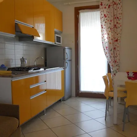 Cozy Ground-floor With Garden And Pool Appartamento Bibione