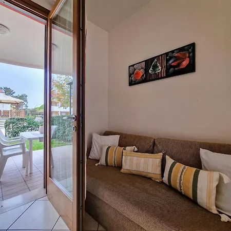 Cozy Ground-floor With Garden And Pool Apartamento