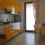 Cozy Ground-floor With Garden And Pool Апартаменти Бібіоне