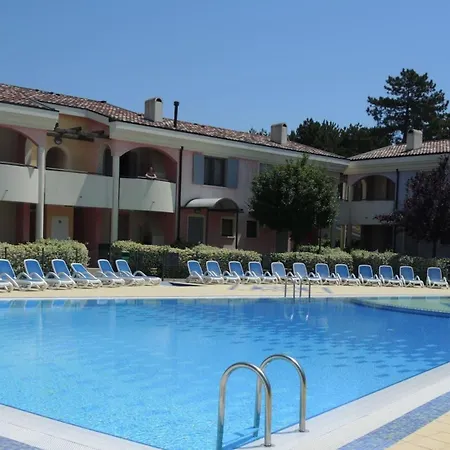 Cozy Ground-floor With Garden And Pool * Bibione