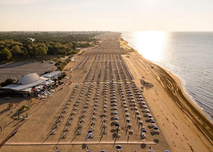 Cozy Ground-floor With Garden And Pool Daire