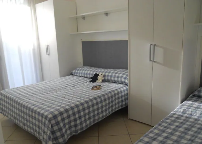 Cozy Ground-floor With Garden And Pool Appartamento Bibione